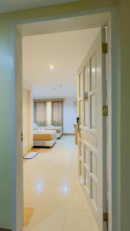 La Anclar Hotel - image 3