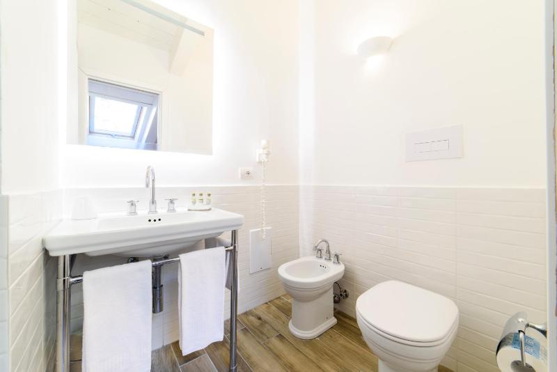 Amalfi Luxury House - image 12