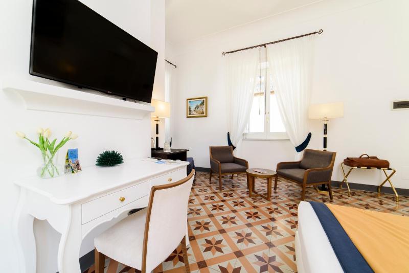 Amalfi Luxury House - image 20