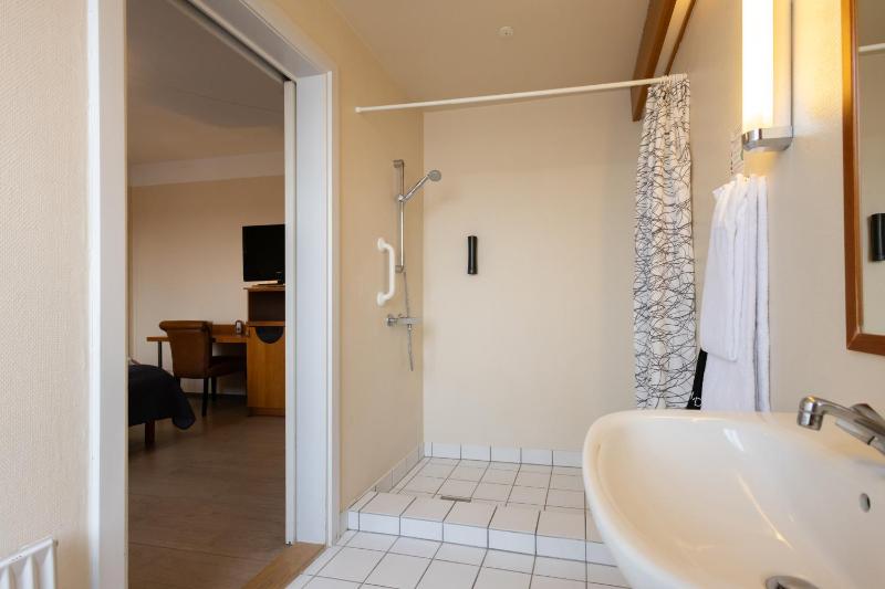 Triple Room image 4