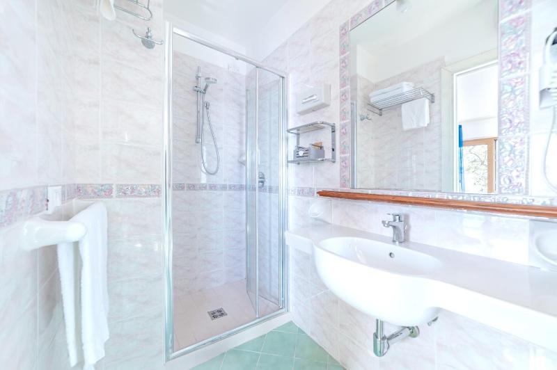 Junior Suite with Private Pool image 2