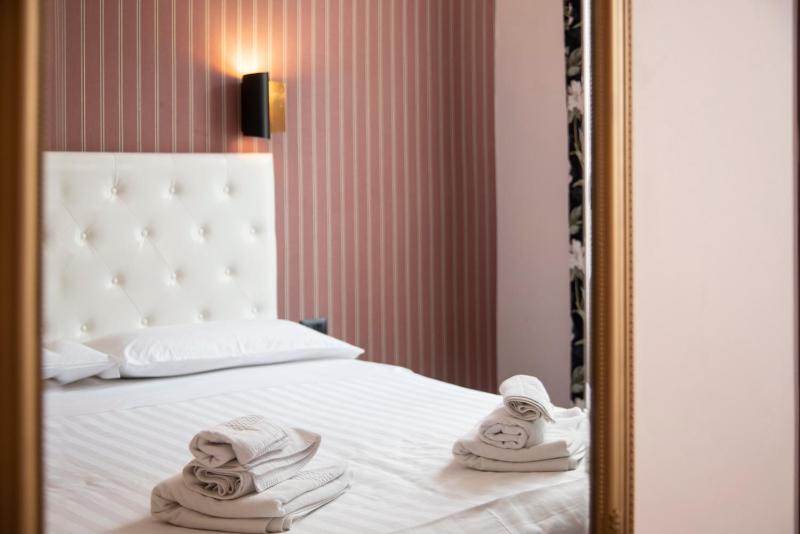 Standard Triple Room image 1