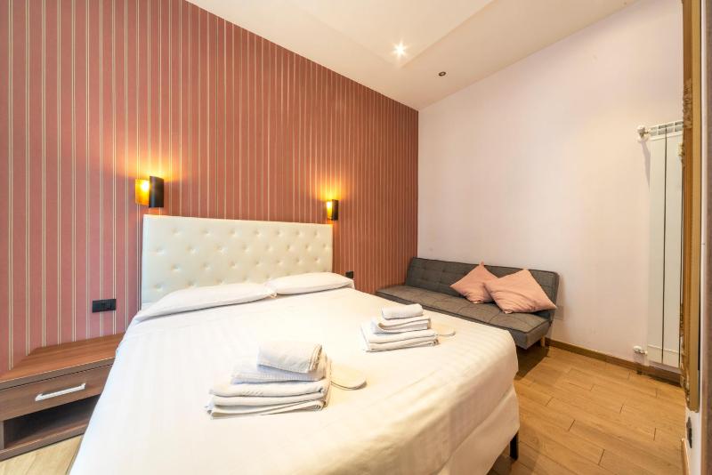 Standard Triple Room image 3
