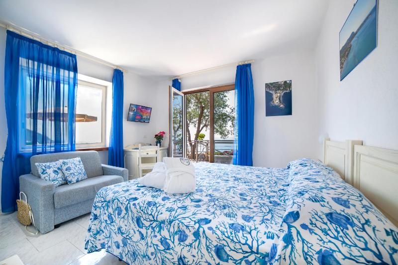 Junior Suite with Private Pool image 1