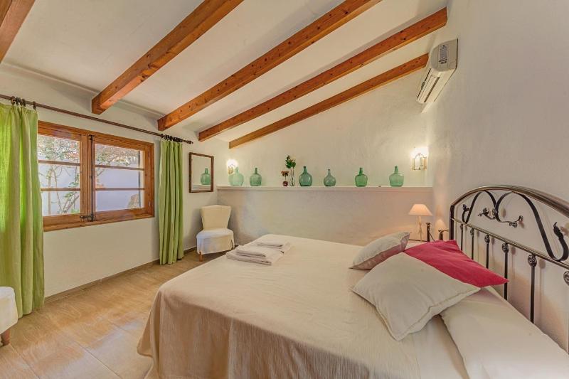 Villa Can Salas by Sealand Villas - image 27