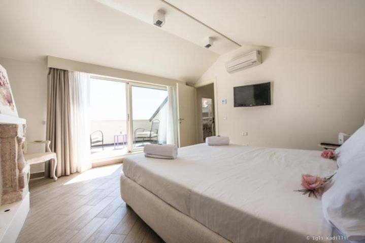 Hotel San Pietro Palace - image 42