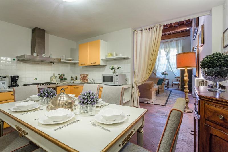 Casa Simonetta Modern and Antique Ground Floor Apartment inside the Walls of Lucca - image 19