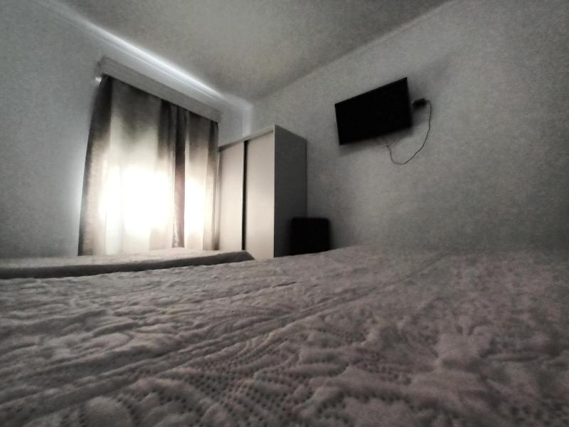 Twin Room image 1