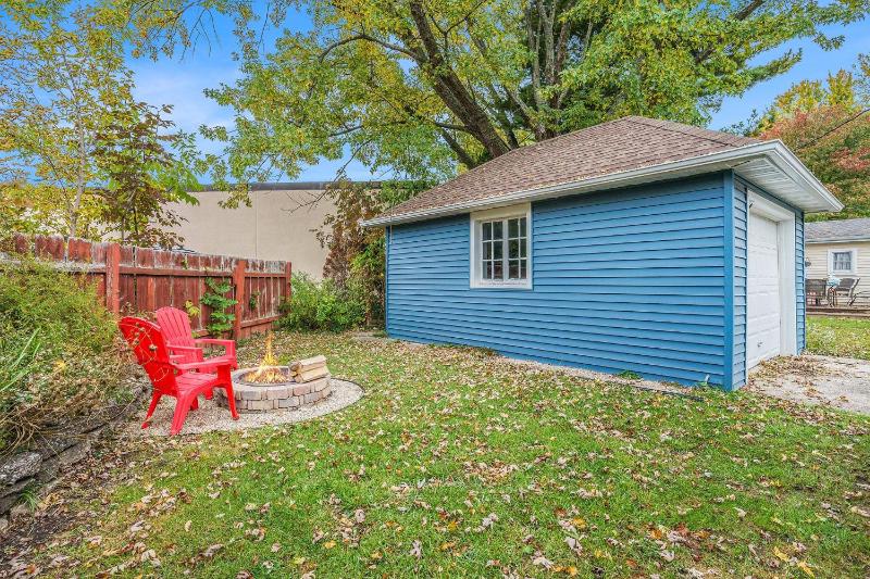 Three-Bedroom Holiday Home  image 4