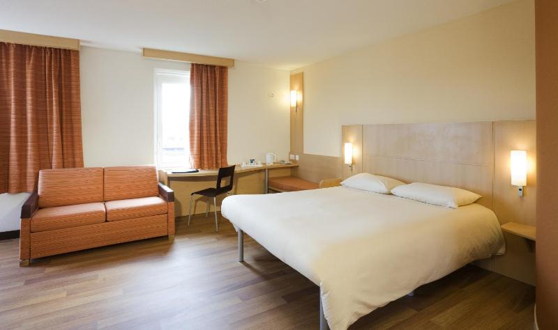Standard Room with One Double Bed image 4
