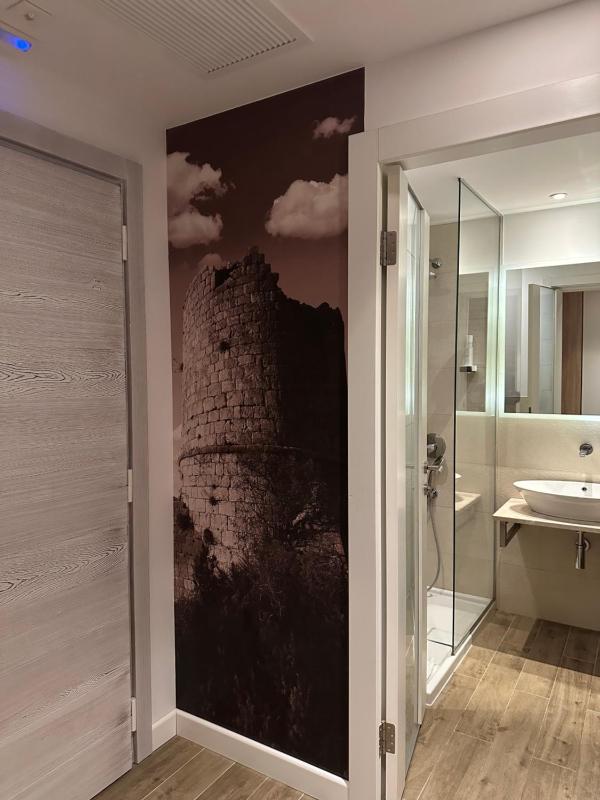 Double or Twin Room with Balcony image 3