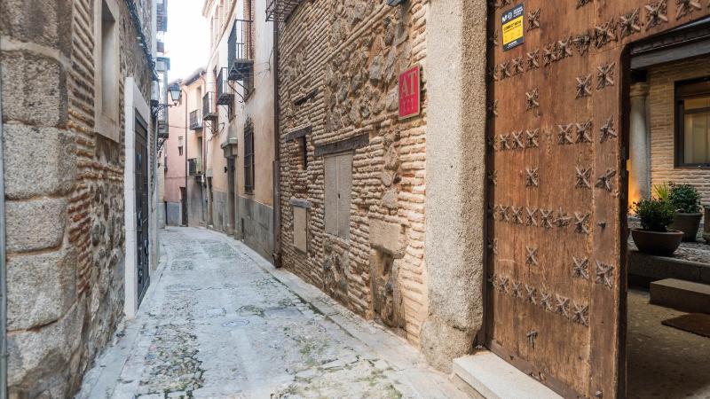 Casa de los Mozárabes by Toledo AP - image 16