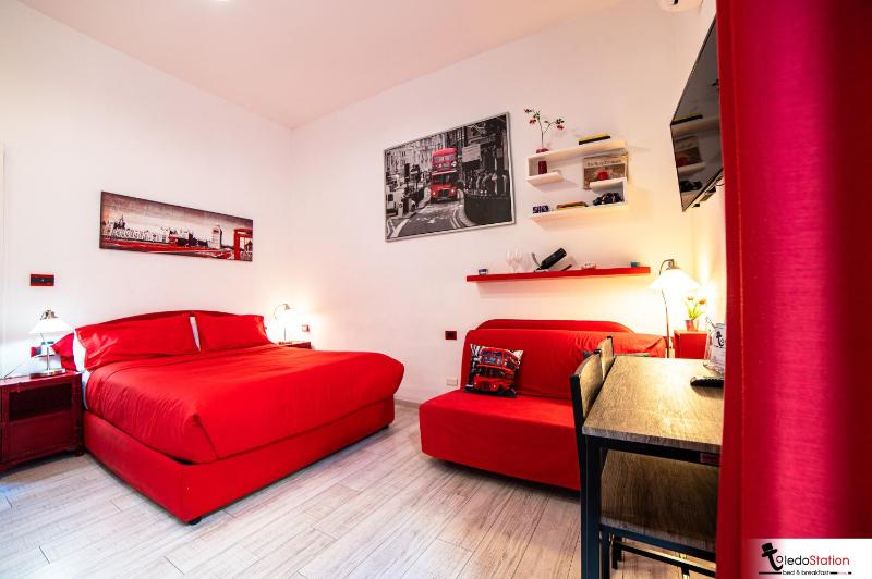 superior double room with private  bathroom and balcony image 1