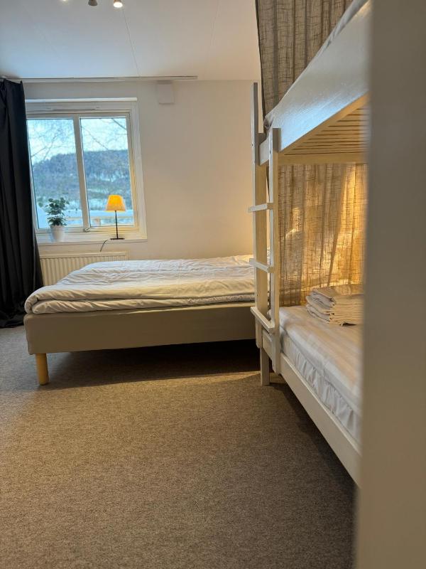 Family Room with Shared Bathroom image 3
