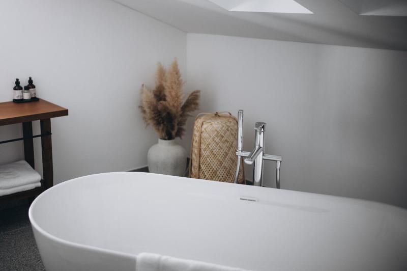 Two-Bedroom Deluxe Apartment image 3