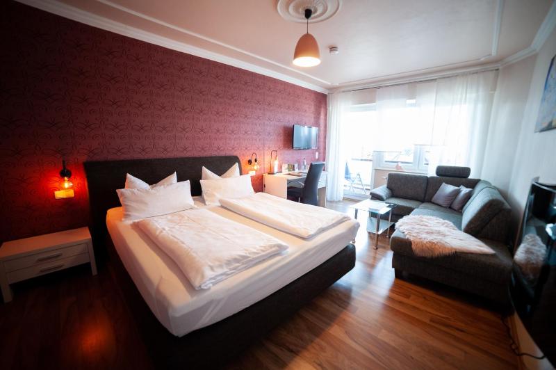 Comfort Double Room with Balcony image 4