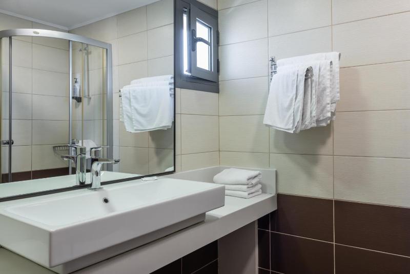 Single Room image 3