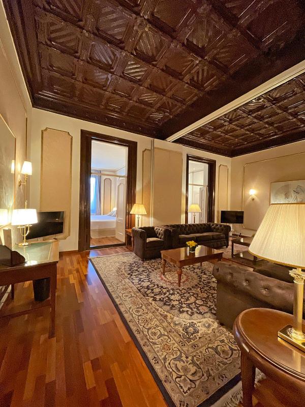 Hotel Roger De Lluria - image 6