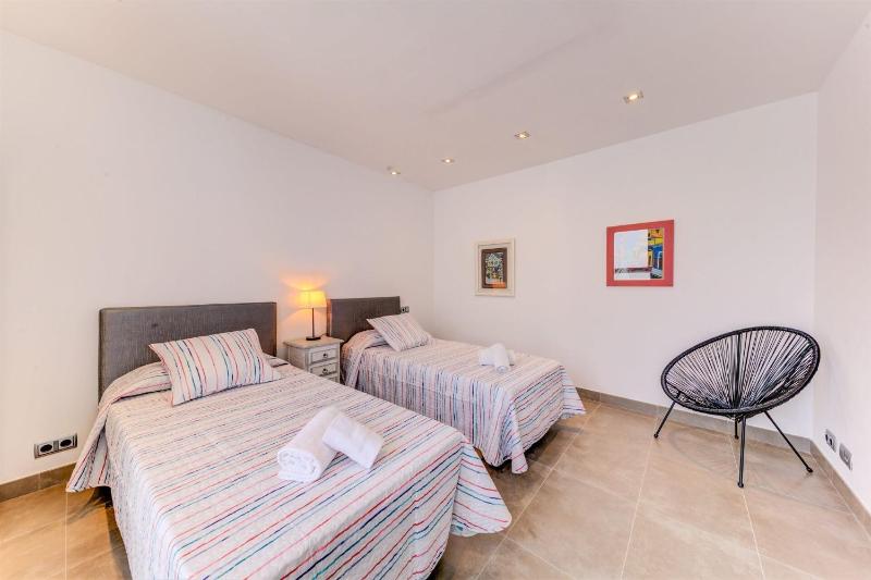 Apartment with Sea View image 4
