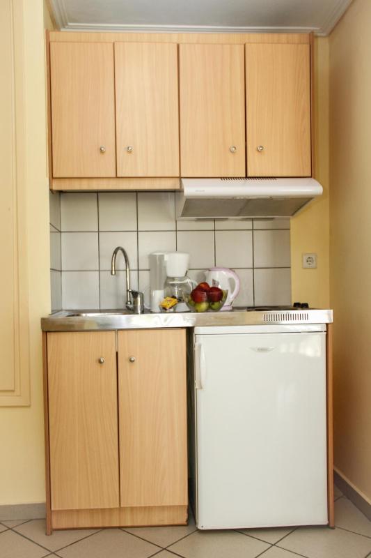 One-Bedroom Apartment with Terrace image 2
