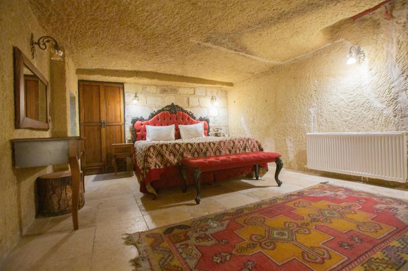 King Room image 4