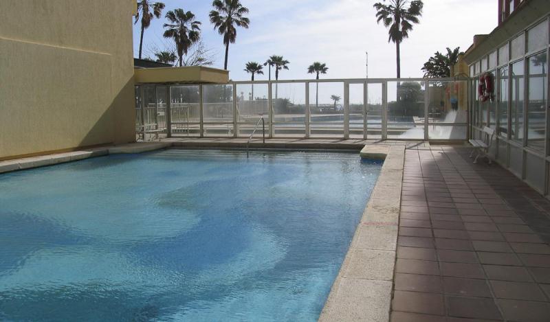 La Carihuela Beachfront II - Comfort Style & Sea Views - image 2