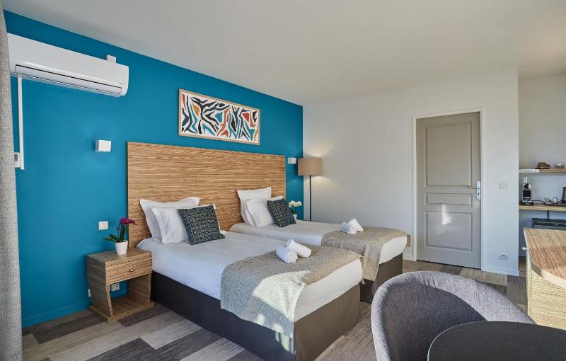 Double Room image 1