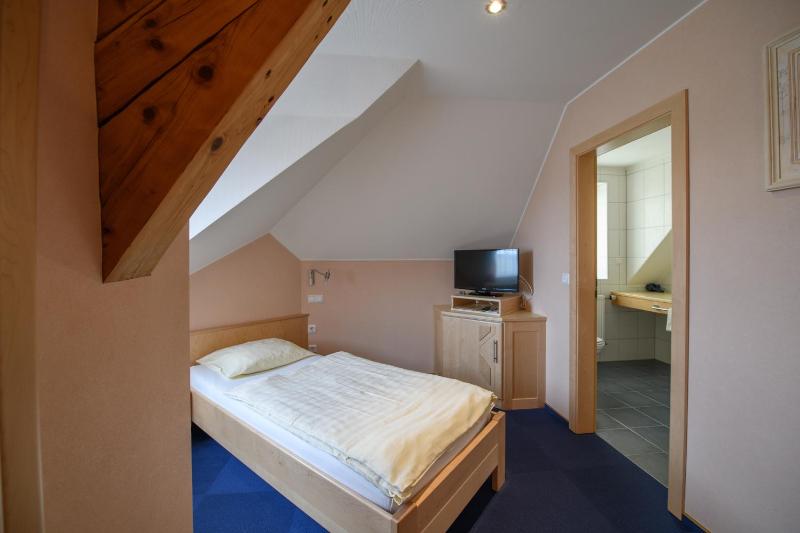 Single Room image 1