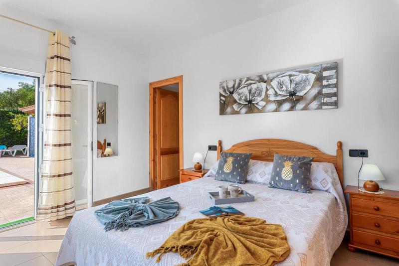 Villa Mercedes - Plusholidays - image 32
