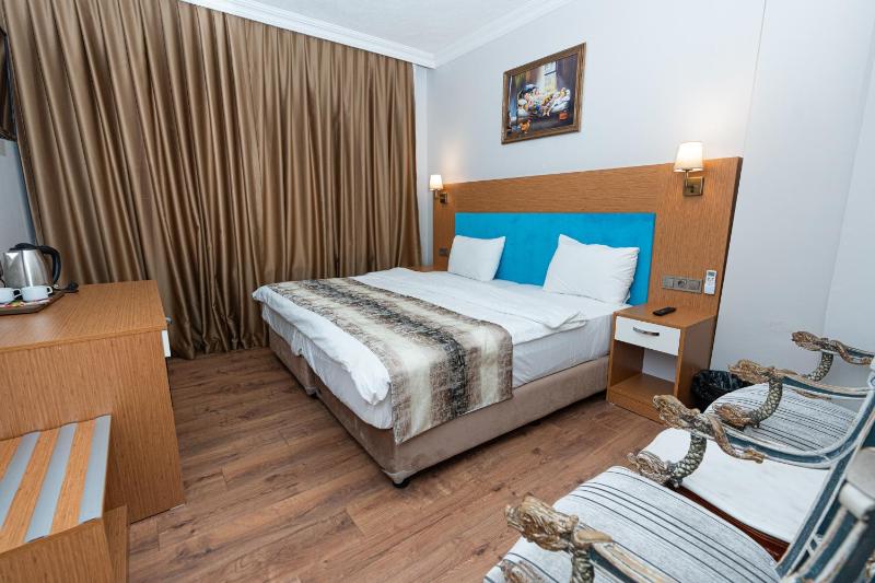 Seatanbul Hotel - image 13