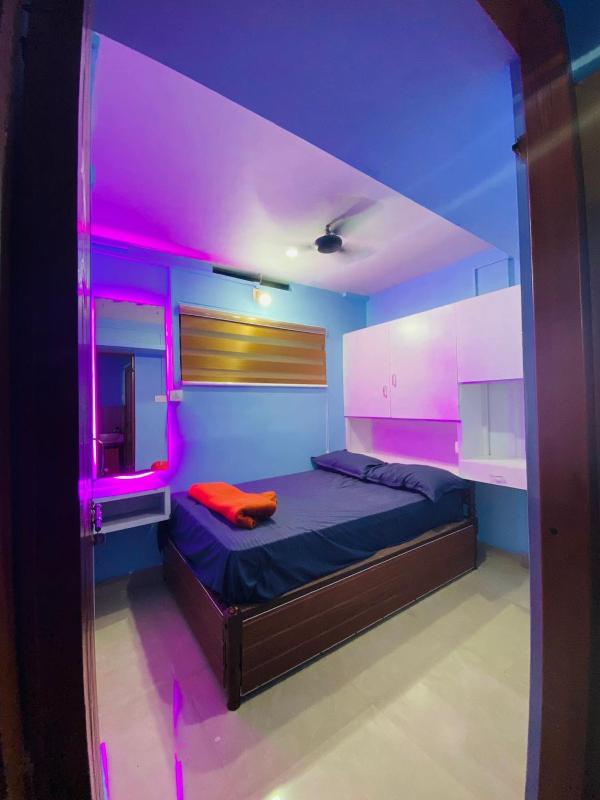 VEE CEE TOWER FURNISHED APPARTMENT - image 3