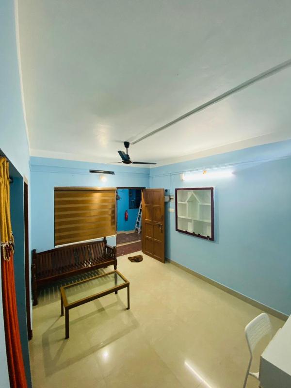 VEE CEE TOWER FURNISHED APPARTMENT - image 6