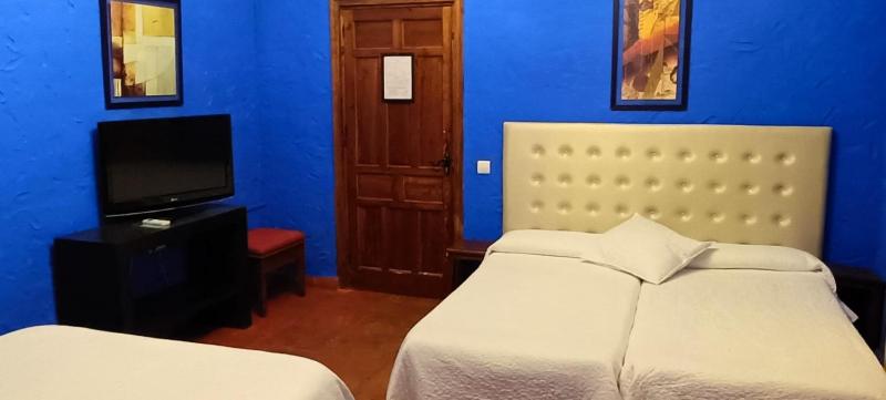 Family Room with Private Bathroom image 2