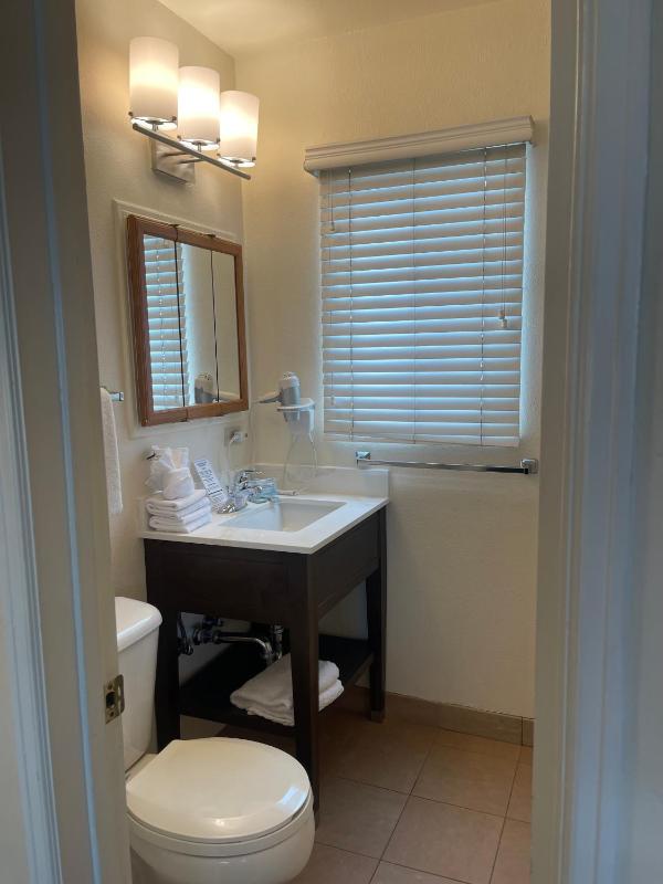 Old Town Inn - image 10