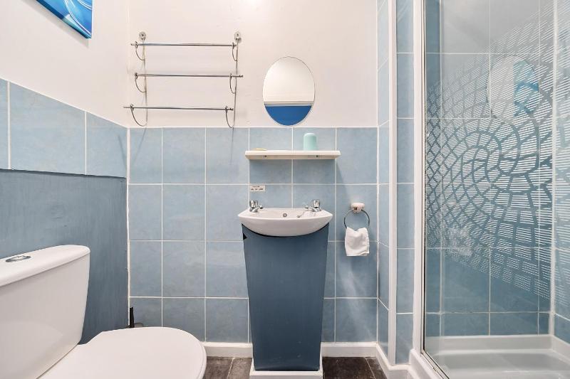 Standard Family Room image 4