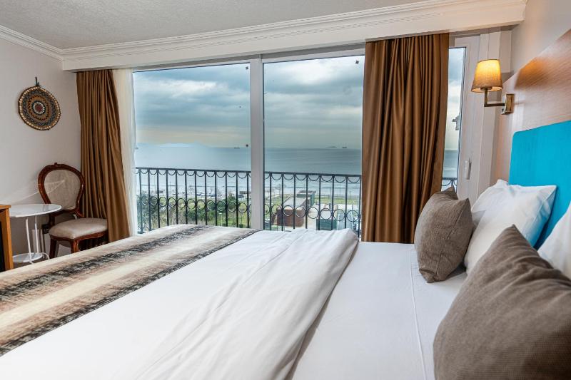 Seatanbul Hotel - image 3