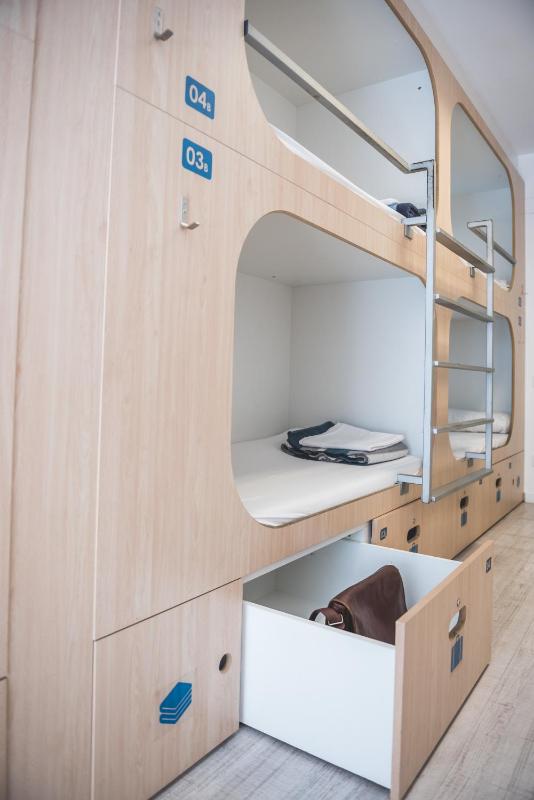 Rocket Hostels Gracia - image 10