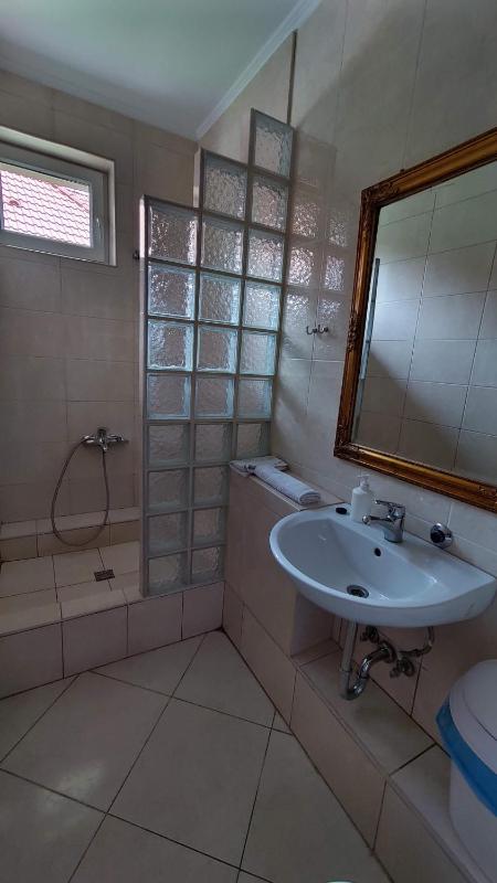 Double or Twin Room with Bathroom image 2