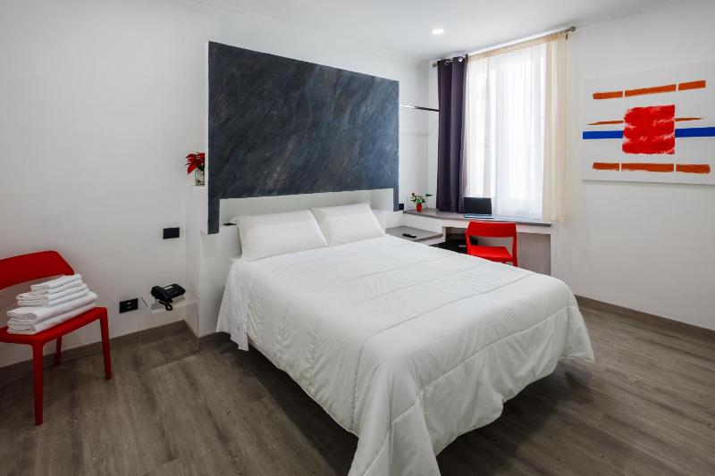 Superior Triple Room image 2