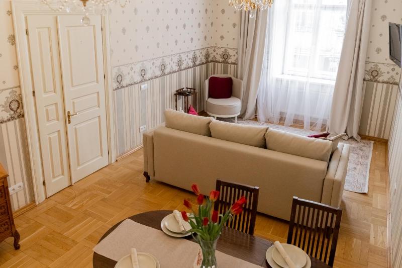 Apartment on Virmenska One Bedroom - image 14
