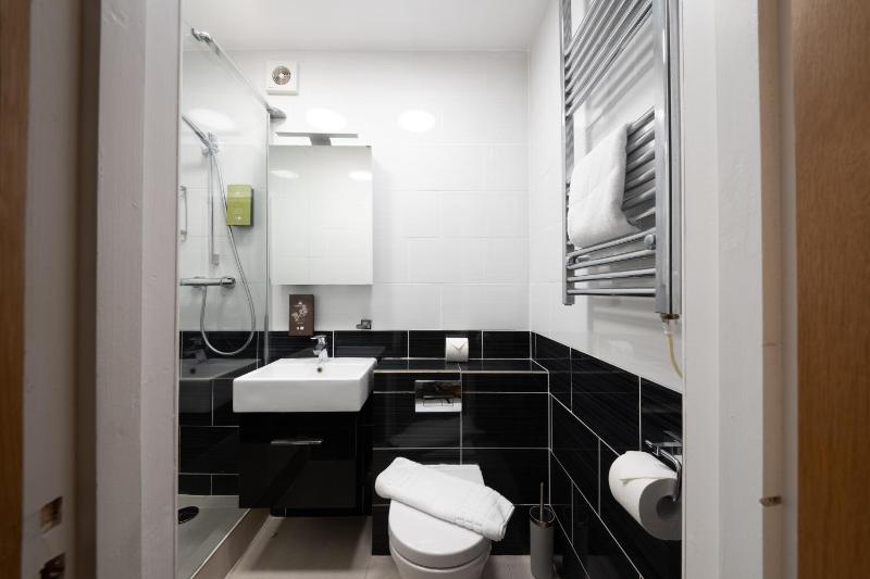 Super Family Apartments image 4