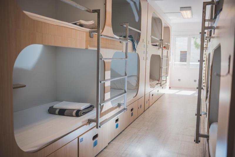 Rocket Hostels Gracia - image 3