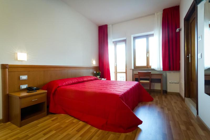 Triple Room image 1