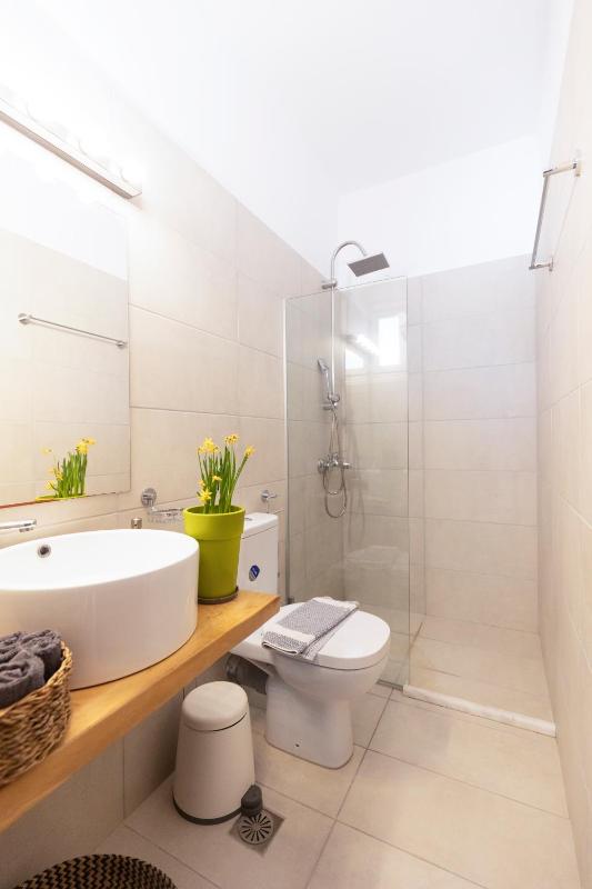 KIMIA Guest House - image 33