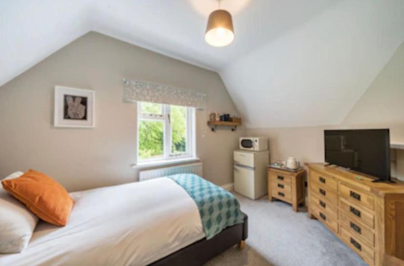 Single  Ensuite image 1