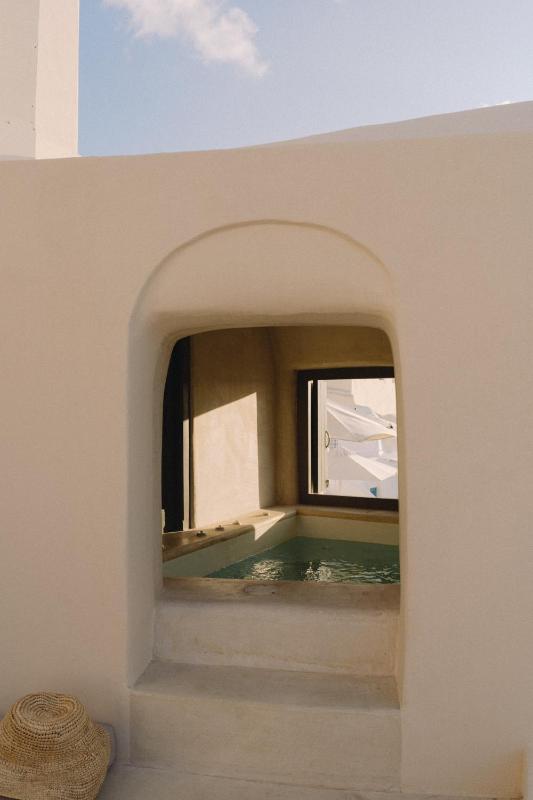 Old Oia Houses - image 31