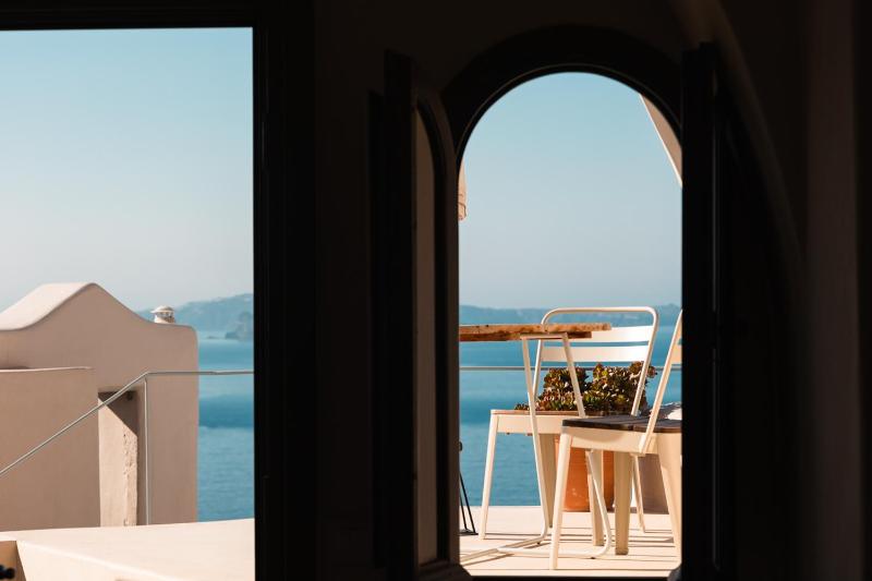 Old Oia Houses - image 21