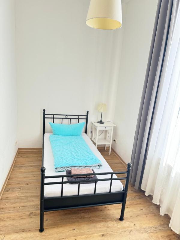Apartment 3 image 4