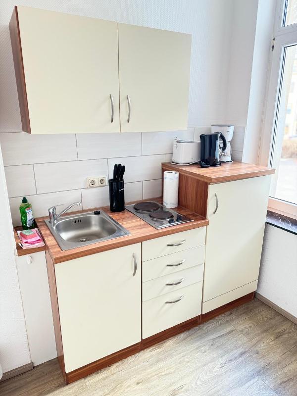 Apartment 6 image 2