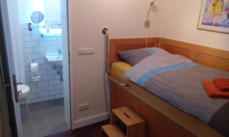 Single Room image 1